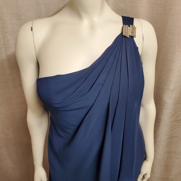 Navy One-Shoulder Chiffon Gown - Picture 2 of 7